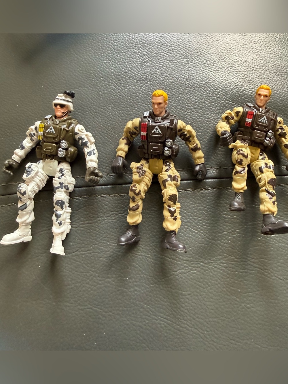 Military Action Figures Set - Desert & Snow Camouflage (3-Pack)